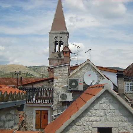 Roso Trogir